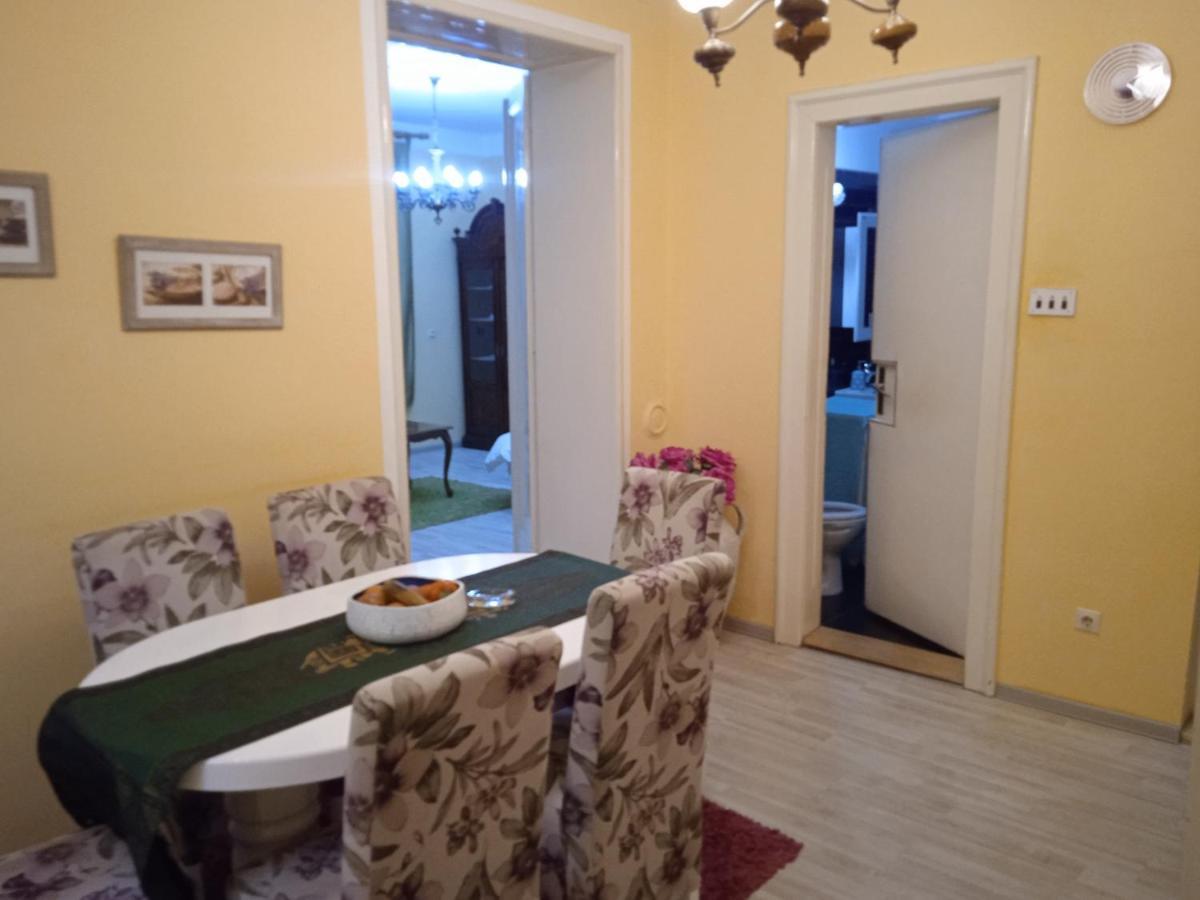 Bajloni Lux Apartman Belgrád Kültér fotó